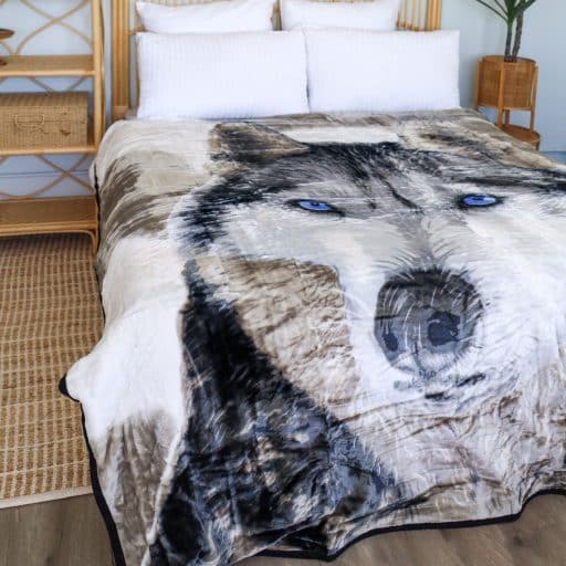 Casa Rosso Mink Blanket Wolf Blue Eye QB 200x240cm