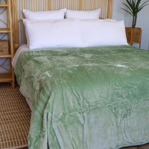 Casa Rosso Mink Blanket Sage Green QB 200x240cm