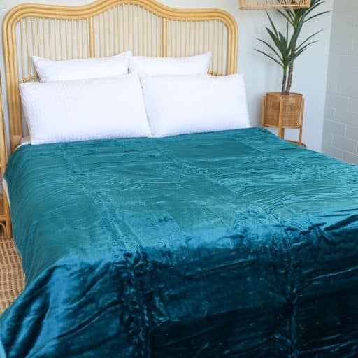 Casa Rosso Mink Blanket Deep Lake KB 215x260cm
