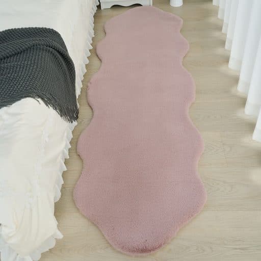 Lapin Peanut Rug Mauve 60x180cm