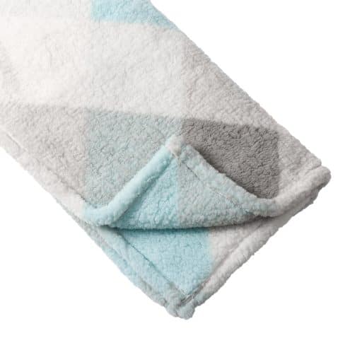 CR Sherpa Throw Check Winter Blue - Image 2