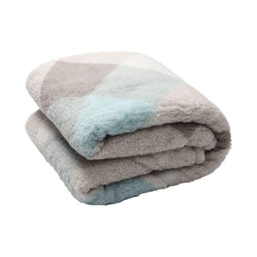 CR Sherpa Throw Check Winter Blue - Image 3