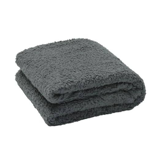 Casa Rosso Sherpa Throw Charcoal 127x152cm - Image 3