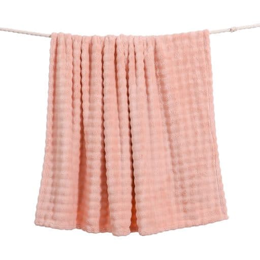 CR Bubble Flannel Throw Pink